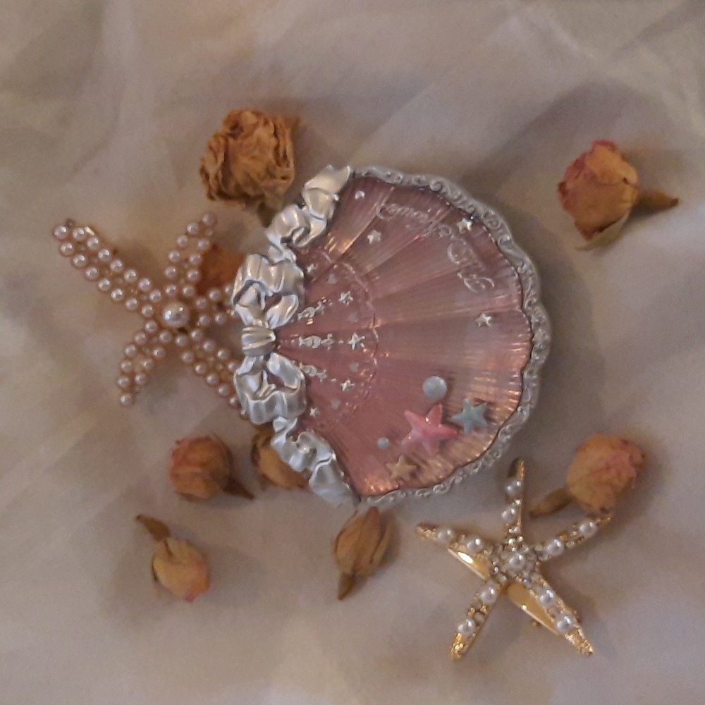 Flower Knows Satin Blush In Beach Starfish
